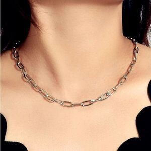 Silver necklace